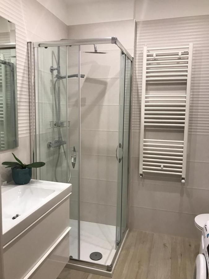 Central Modern Studio Bari Apartman Kültér fotó