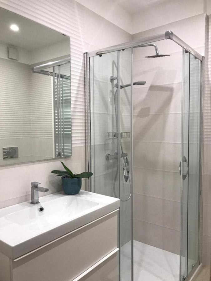 Central Modern Studio Bari Apartman Kültér fotó