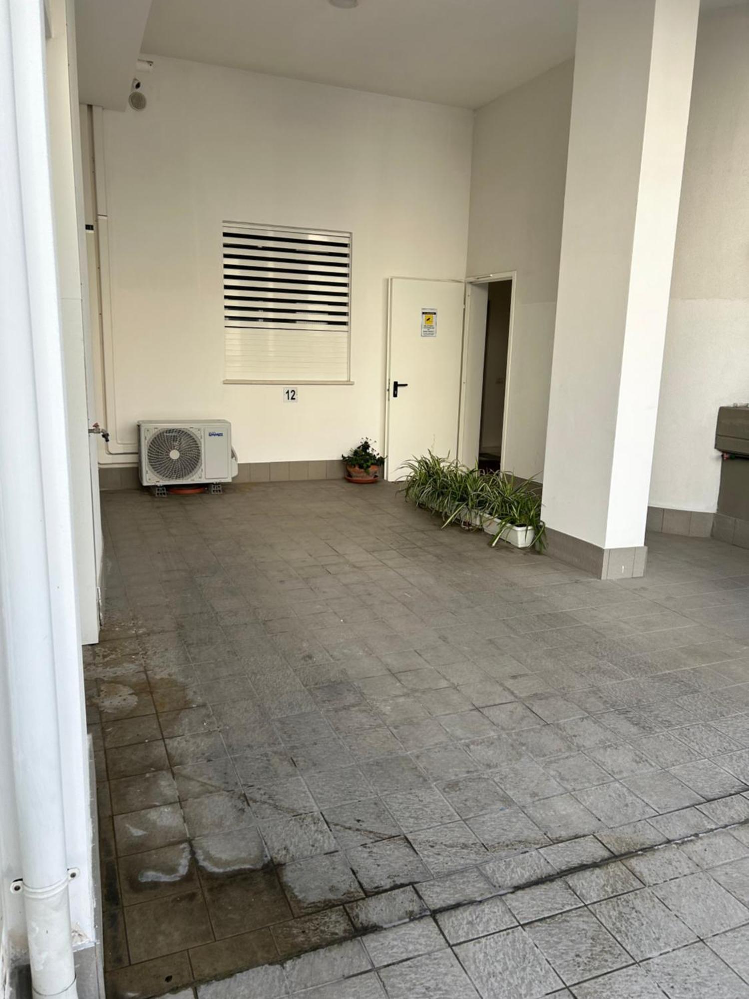 Central Modern Studio Bari Apartman Kültér fotó
